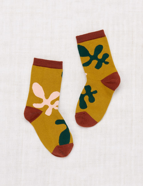 [MISHA AND PUFF]All Over Leaves Crew Socks _ Winter Wheat