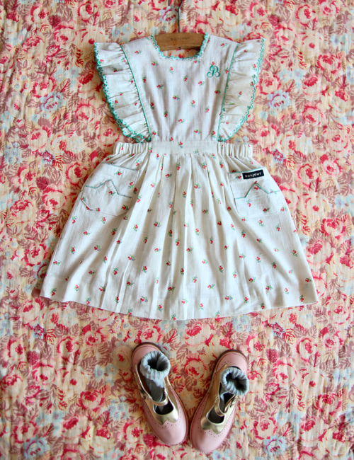 [BONJOUR DIARY] Reina Dress with scallop embroidery _ Small flower print